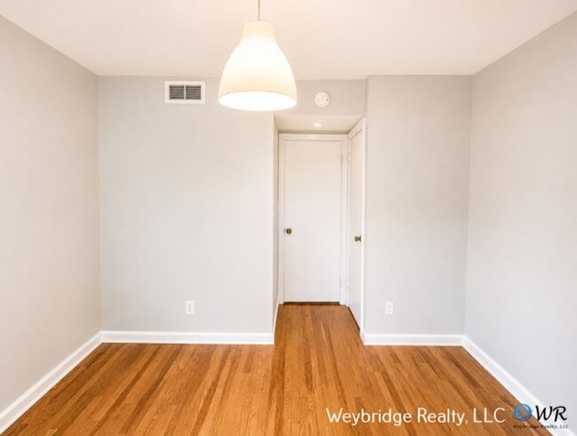 Building Photo - 3518 Hazelwood Ave
