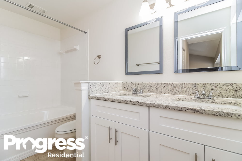 Building Photo - 2223 Barkwood Ct