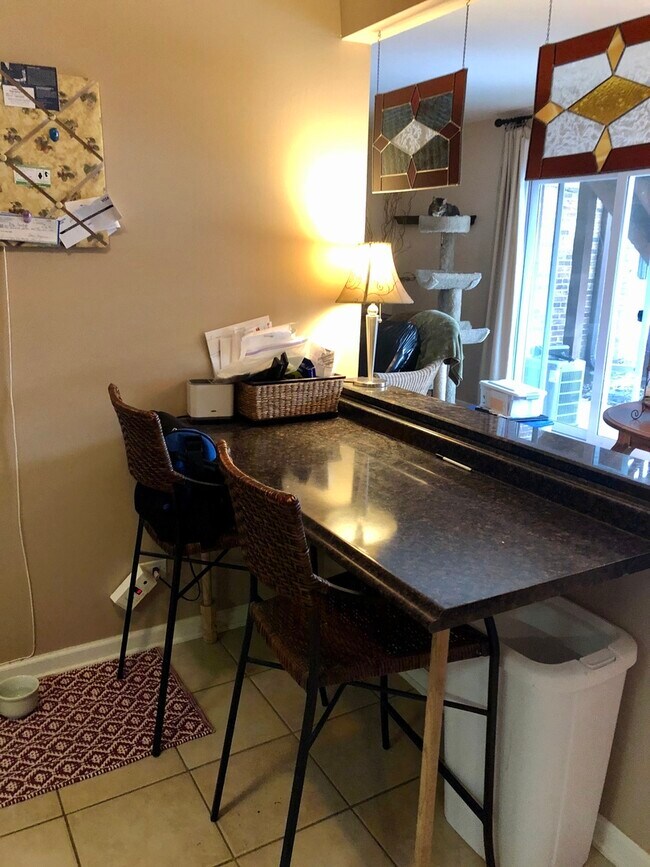 Building Photo - 412 Sandhurst Cir