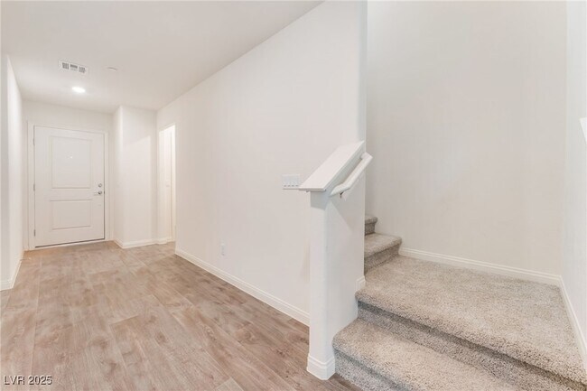Building Photo - 5672 Sapphire Shine Ave