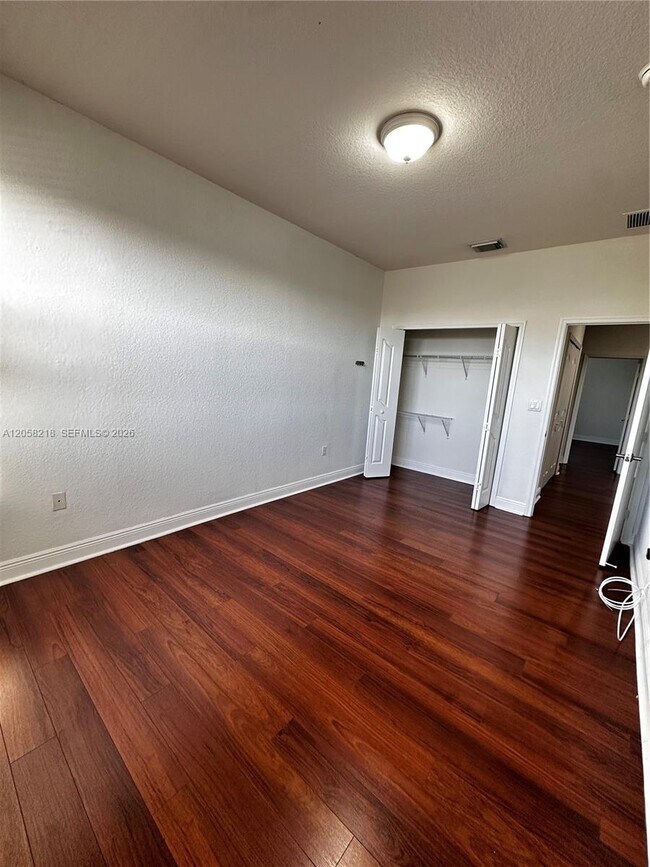 Building Photo - 14521 SW 13th Terrace