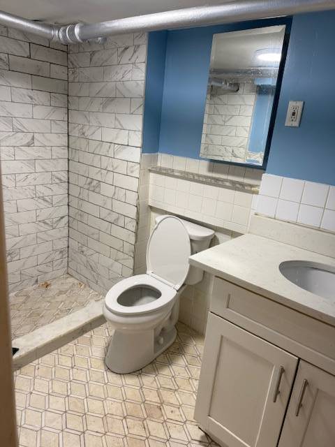 Building Photo - 527 Kimball Ave