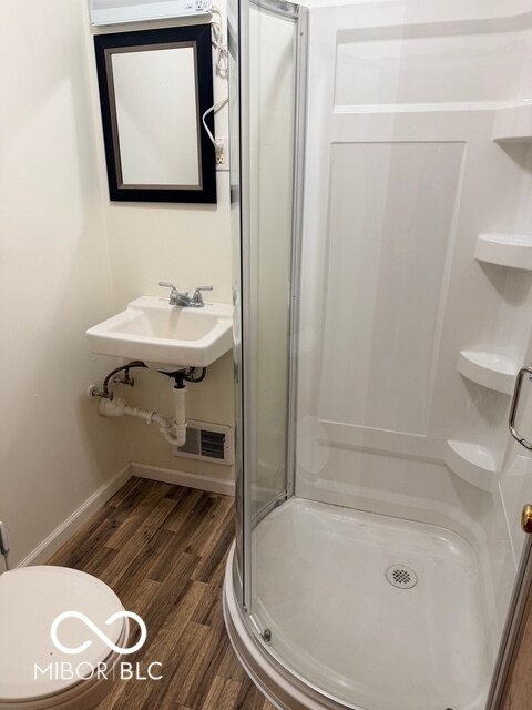 Building Photo - 6718 Twin Brooks Dr