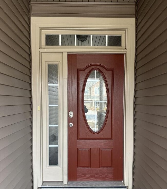 Building Photo - 4531 Hubbard Falls Dr