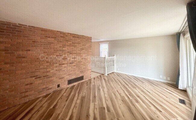 Building Photo - 7221 Canosa Ct