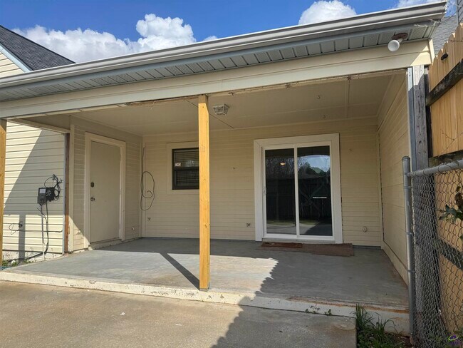 Building Photo - 125 Wingate Cir