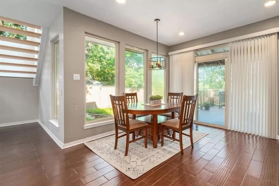 Building Photo - 2304 Wood Cliff Ct
