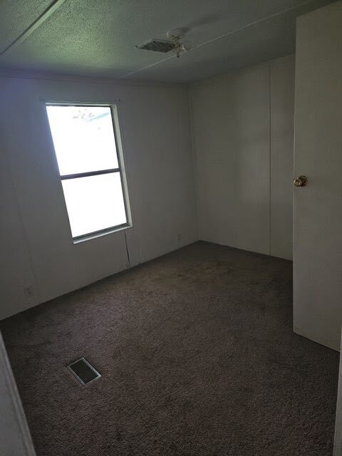 Building Photo - 609 Moates St
