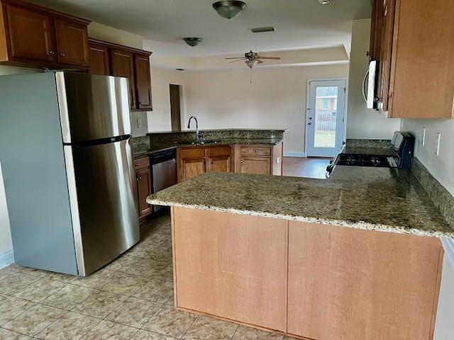 Building Photo - 9030 Dawes Oak Dr