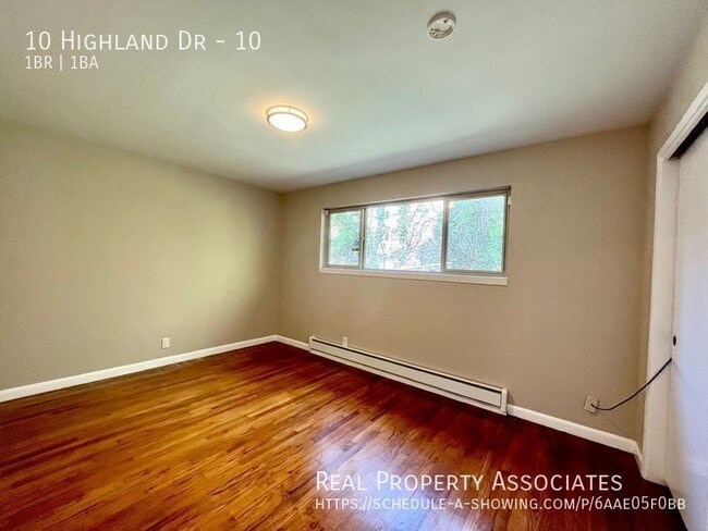 Building Photo - 10 Highland Dr