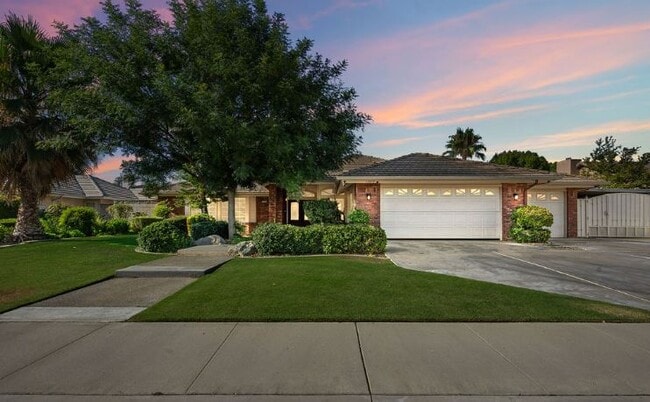 Primary Photo - 13019 Queen Palm Ct