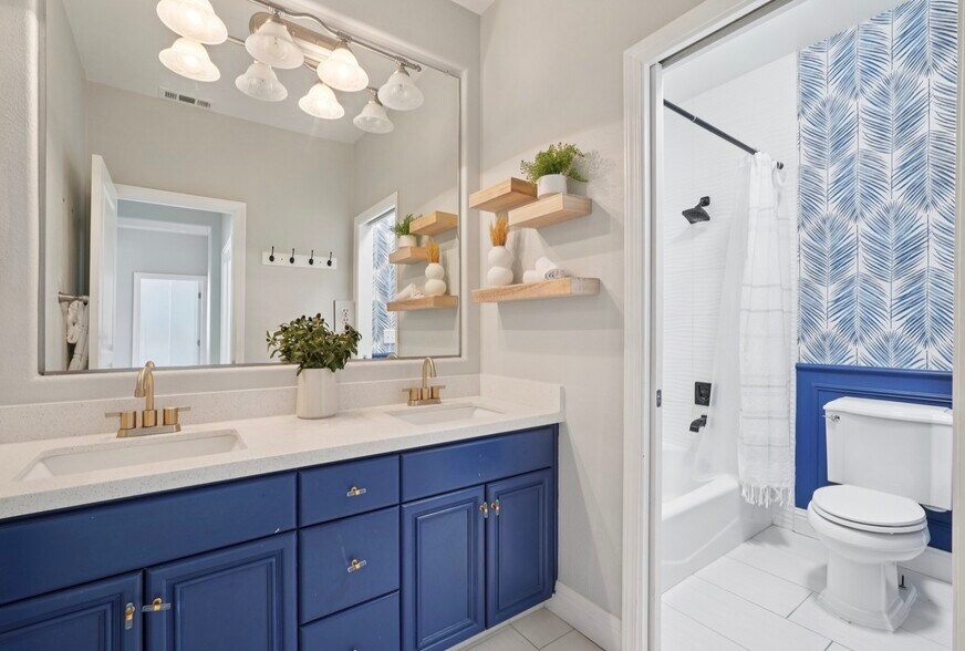 Building Photo - 2070 Katnich Ln