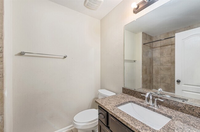 Building Photo - 204 Echo Brook Ln