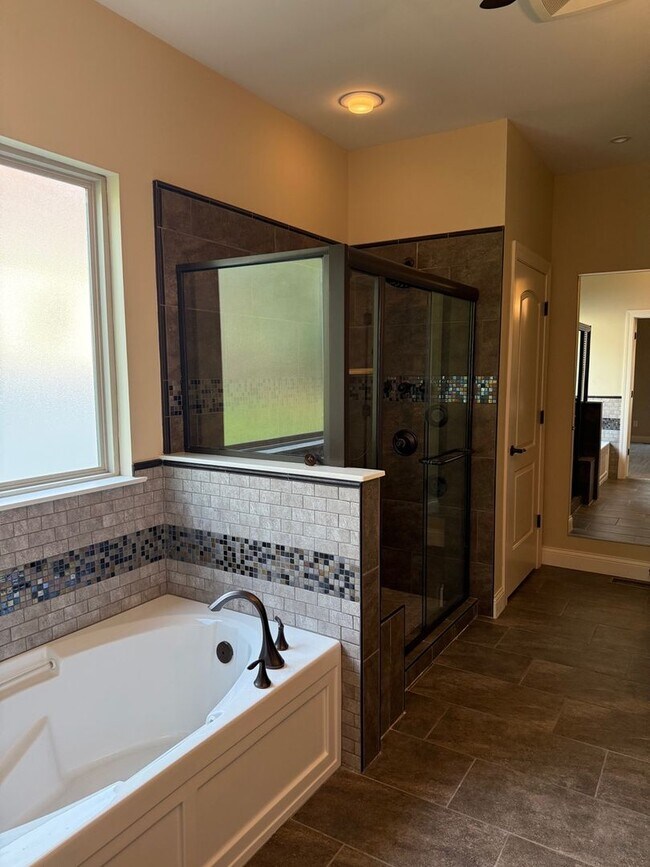 Building Photo - 36 Sag Harbor Ct