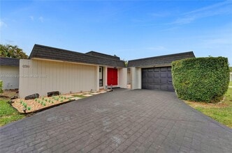 Building Photo - 5708 Mulberry Dr