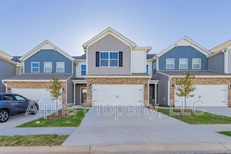 Building Photo - 540 Yellow Fox Rd