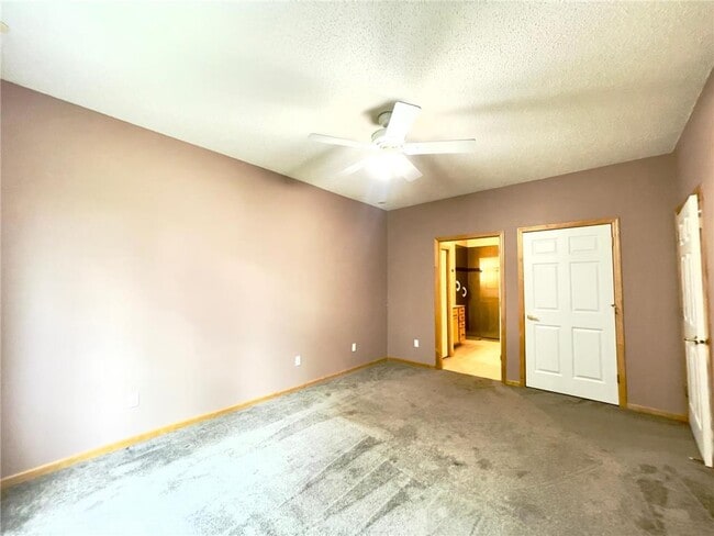 Building Photo - 12022 Vermillion St NE