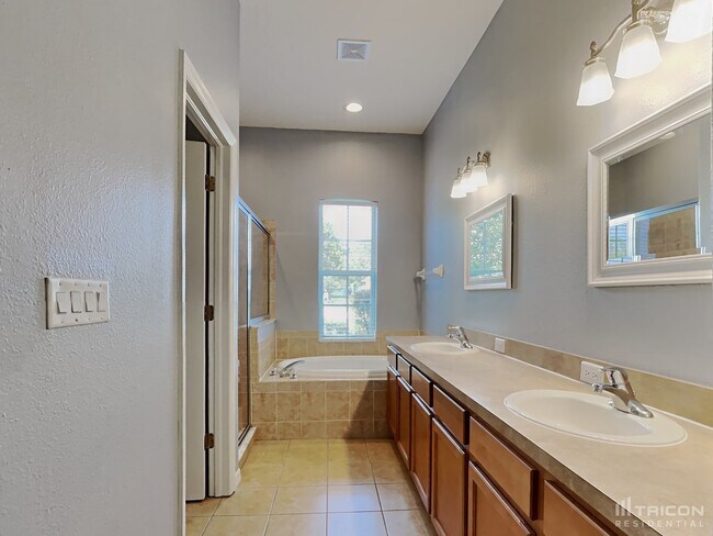 Building Photo - 21532 Silver Bay Pl