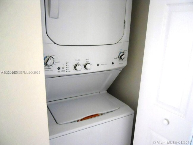 Building Photo - 9363 W 33rd Ln