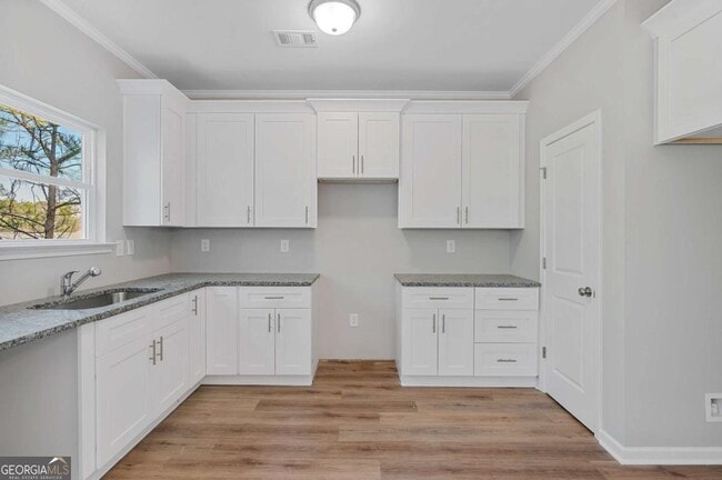 Building Photo - 2832 Laurel Ridge Cir