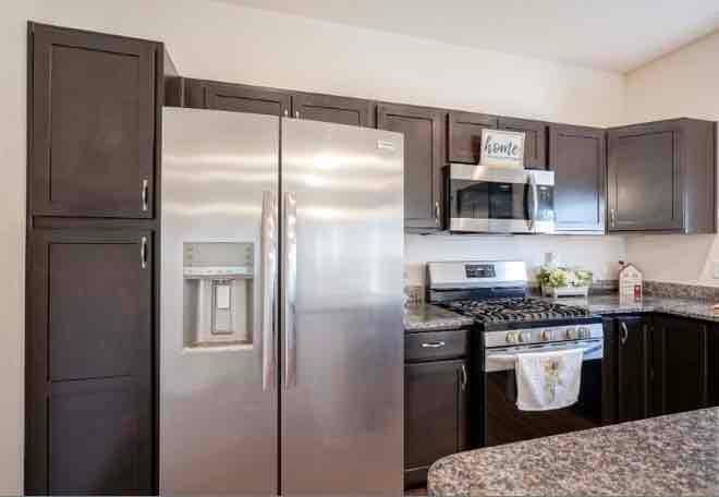 Building Photo - 1160 Colcester Ln