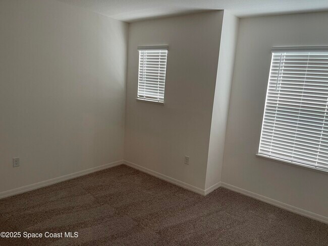 Building Photo - 2592 Pinwherry St NW