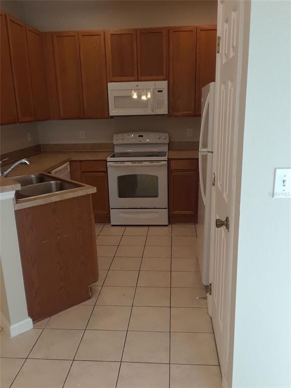 Building Photo - 2533 Old Kent Cir