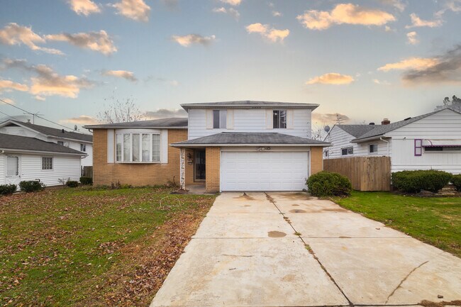 Building Photo - 18716 Restor Ave