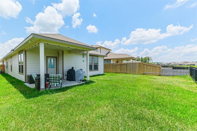 Building Photo - 14657 E Pine Heart Dr