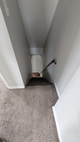 Building Photo - 230 Swetland St