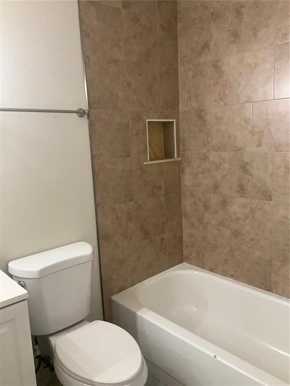 Building Photo - 3830 Valley Tree Dr