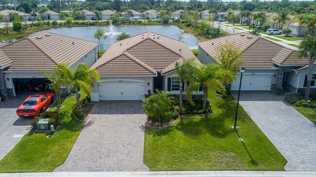 Building Photo - 7410 SW Harbor Cove Dr