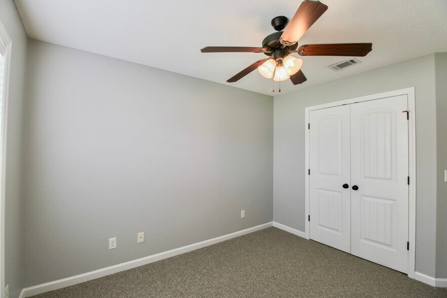 Building Photo - 60 Palmetto Pines Cir