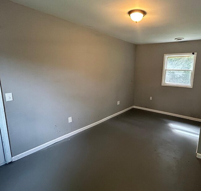 Building Photo - 3348 Wasmund Ave