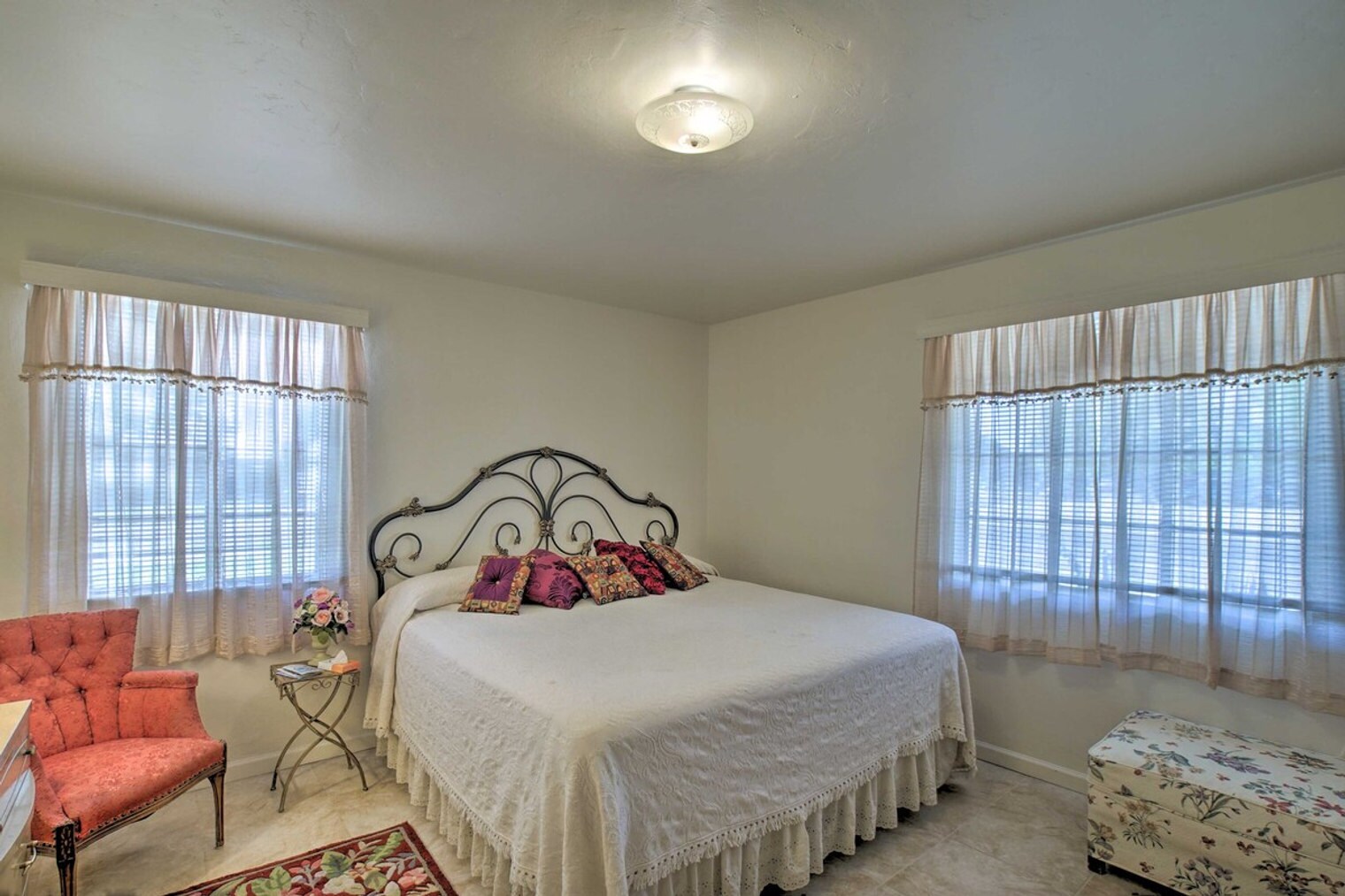 Building Photo - 2731 N 3rd Ave