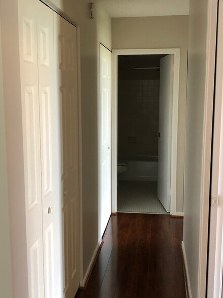 hallway - 2300 Pimmit Dr