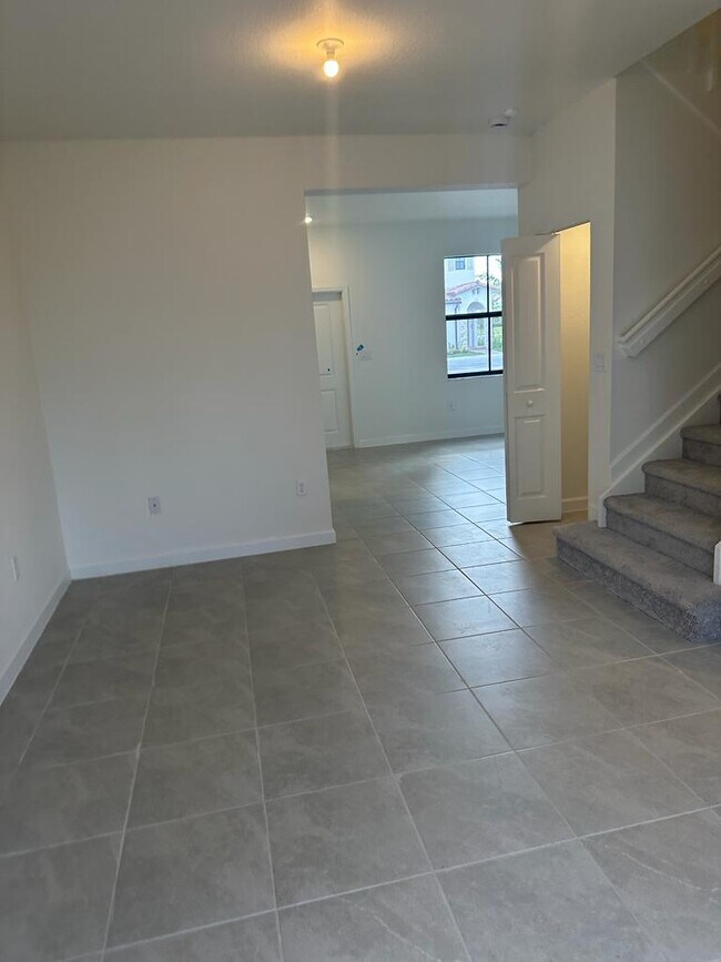 Building Photo - 11781 SW 245 Ter