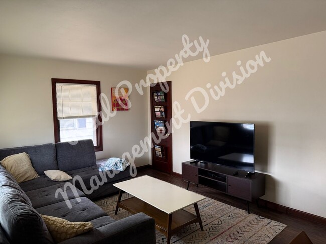 Building Photo - **Charming 2-Bed, 1-Bath Home with Retro Flair + Garage & Yard**