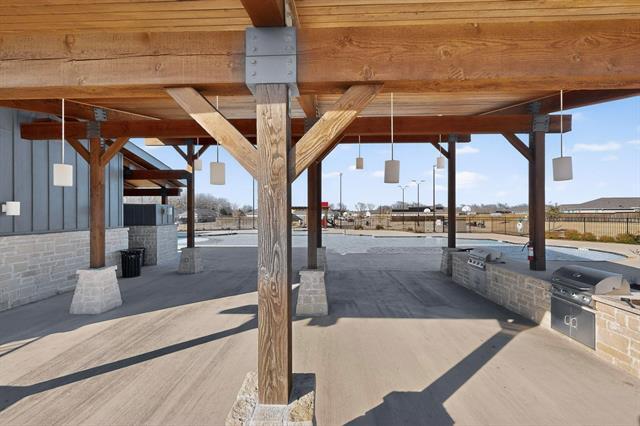 Building Photo - 6734 Highlands St