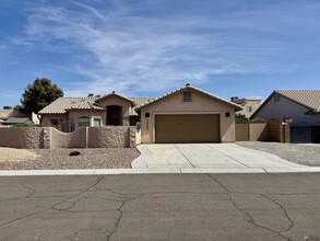 Building Photo - 10607 S Avenida Canela