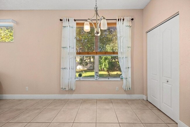 Building Photo - 18051 Rhumba Way