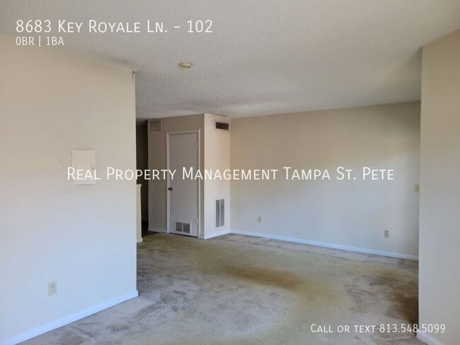 Building Photo - 8683 Key Royale Ln