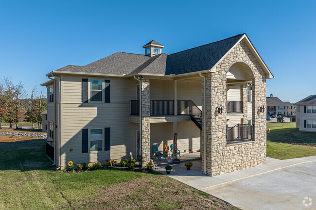 Building Photo - Riverview Condominiums at Park Ridge