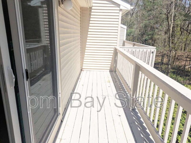Building Photo - 77 Samuel Dr