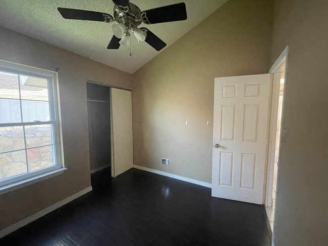 Building Photo - 12344 Tierra Madre Rd