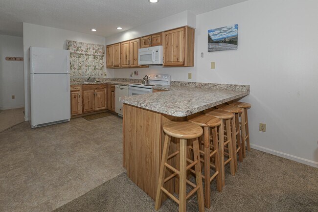 Building Photo - 24 Nordic Wilderness Rd