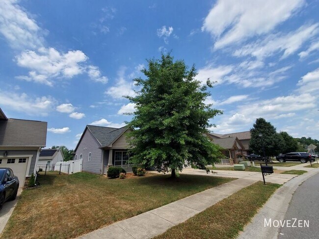 Building Photo - 4402 Hubbard Rd