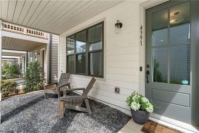 Building Photo - 4391 Gillon Cir SE