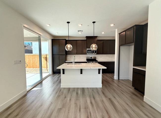 Building Photo - Breath-Taking Roseville 3/3 (Morgan Creek)-BRAND NEW!  See below for viewings!