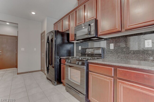 Building Photo - 6255 W Arby Ave